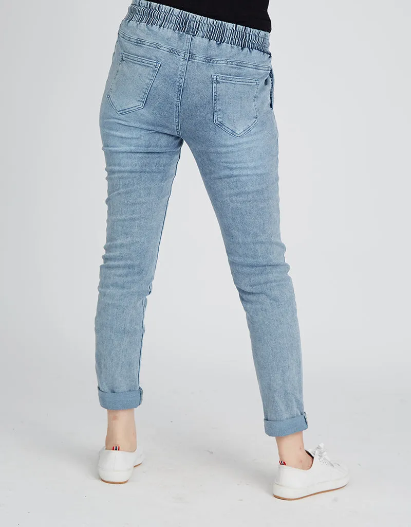 Elastic Waist Loose Fit Jeans