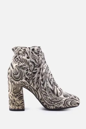 Lastrada Zipper Block Heels Ankle Boots | Textile